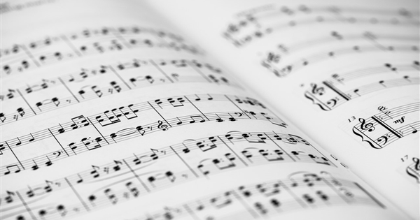 Sing Praises.  Chancel Choir is back !